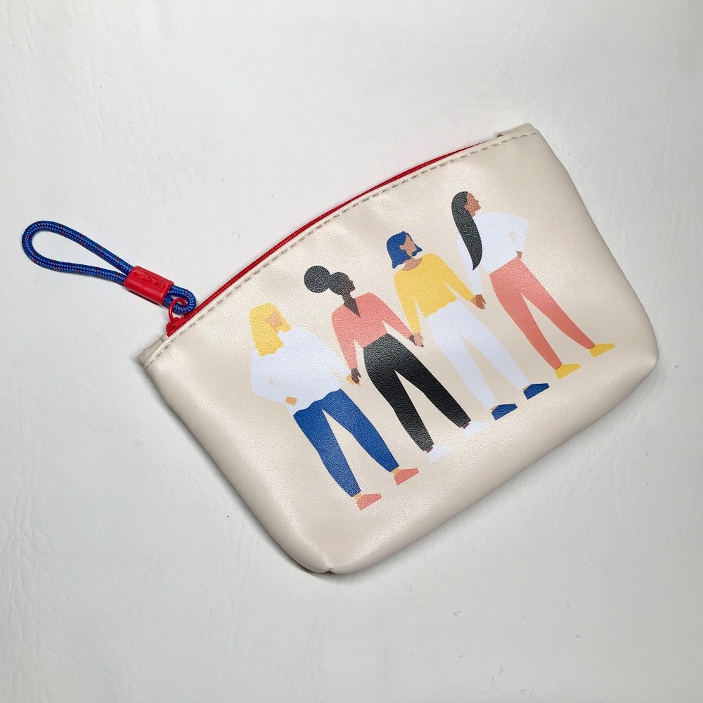 Ipsy Glam Bag "Confidence Comes From Within"